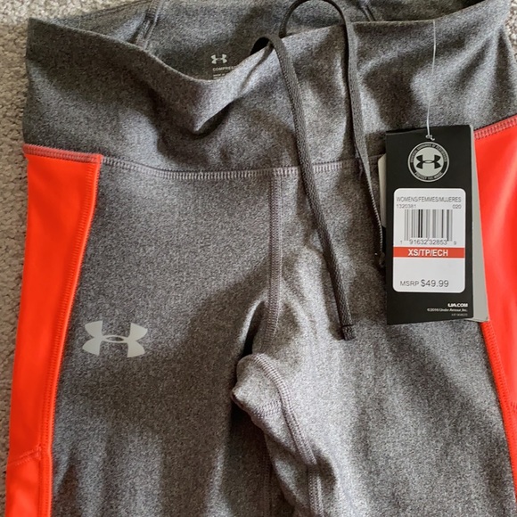 Brand NEW women’s Under Armour compression leggings - Picture 2 of 6